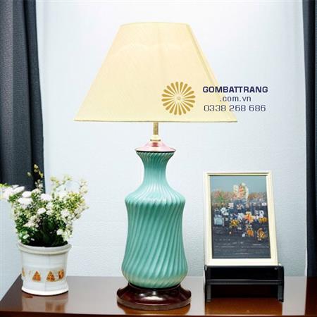 den-ngu-gom-bat-trang-trang-tri-phong-ngu-hien-dai