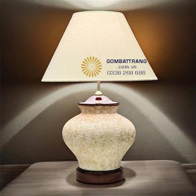 Đèn trang trí để bàn phòng ngủ gốm trắng cao cấp