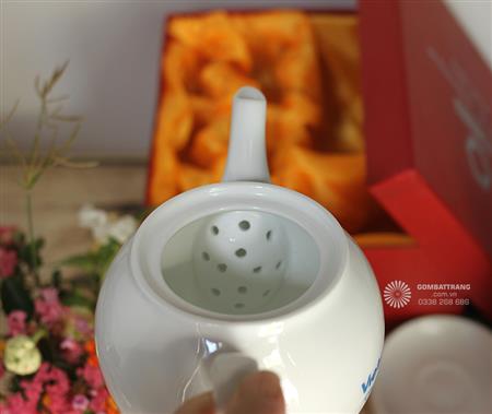 qua-tang-doanh-nghiep-uy-tin-am-chen-in-logo-6