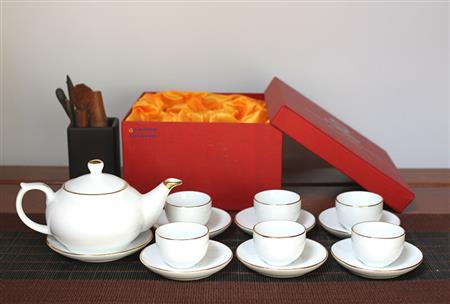 tang-qua-doanh-nghiep-am-chen-cao-cap-9