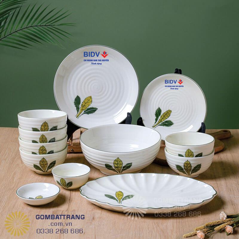 Bộ bát đĩa đẹp tặng Tân gia