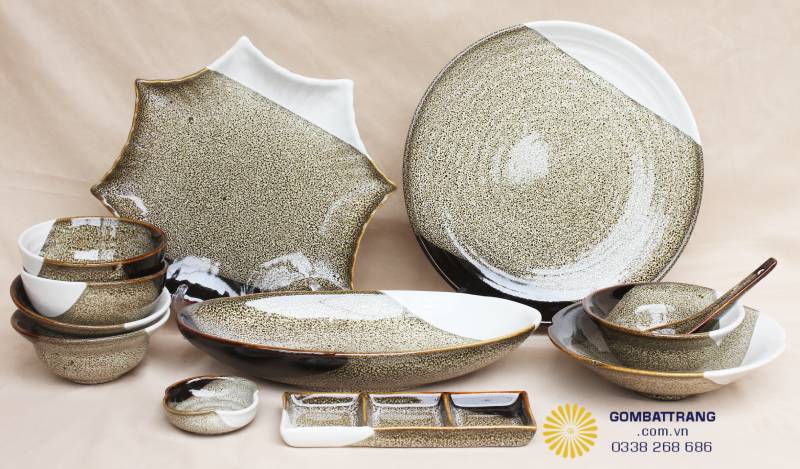 Bộ sản phẩm không chỉ là đồ dùng bàn ăn mà còn là món đồ decor đẳng cấp, giúp nâng tầm không gian bếp theo phong cách sang trọng, hiện đại.