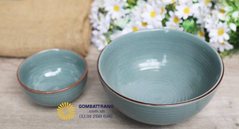 Bát ăn cơm, tô canh và bát gia vị được thiết kế đồng bộ kích thước, dễ xếp chồng, thuận tiện cho cả gia đình lẫn mô hình nhà hàng.