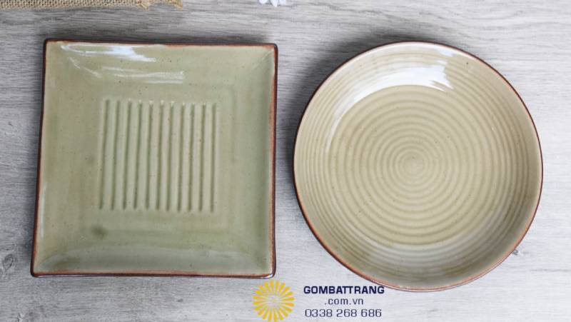 Kích thước các món trong bộ được thiết kế đồng bộ, dễ xếp gọn trong tủ bếp hoặc kệ trưng bày, tiết kiệm không gian lưu trữ.