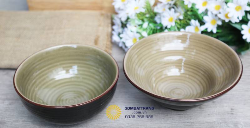 Sản phẩm phù hợp sử dụng cho cả món nóng và món lạnh, không bị biến đổi màu men khi thay đổi nhiệt độ đột ngột.