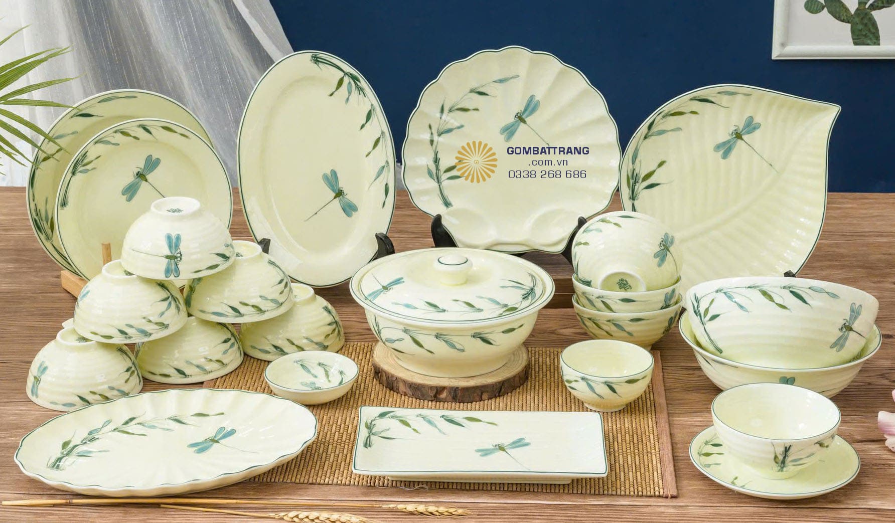 Bát đĩa bát tràng – men kem vẽ tay tinh xảo.