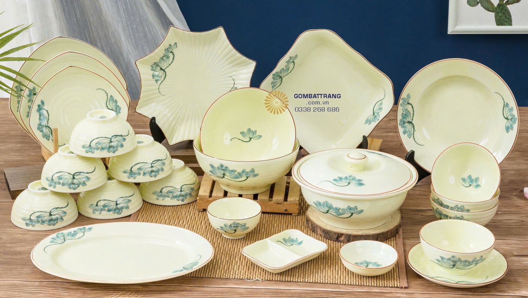 Bát đĩa gốm sứ bát tràng – hoa sen xanh thanh tao.