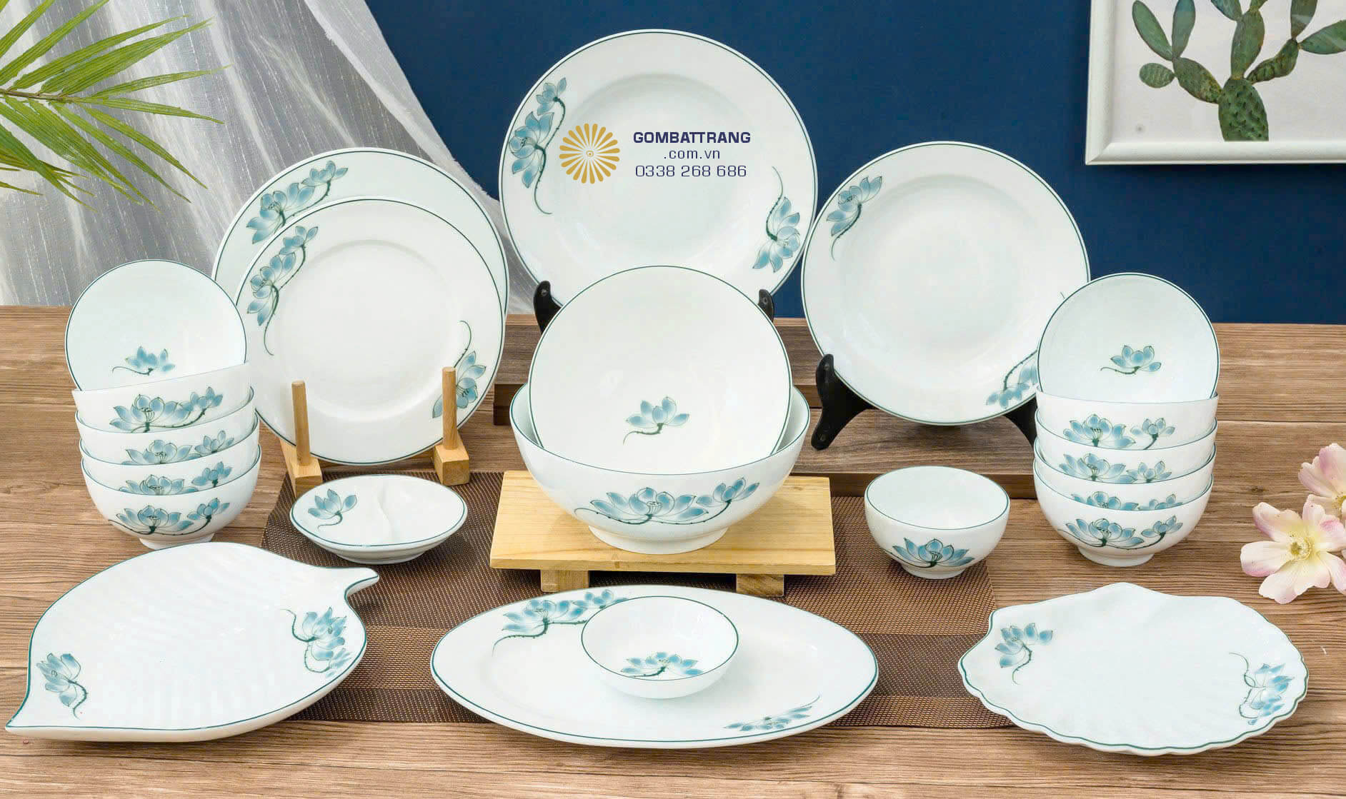 Bộ chén đĩa cao cấp bát tràng sen xanh – tinh tế, sang trọng.