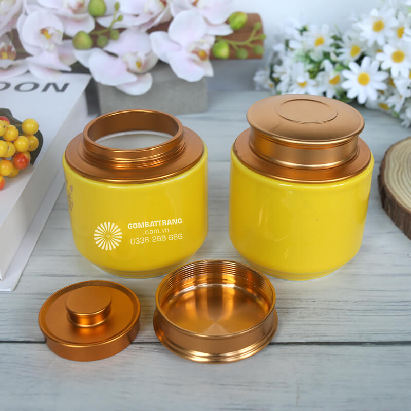 Độ dày mỏng cân đối giúp sản phẩm vừa bền bỉ vừa nhẹ nhàng khi cầm nắm