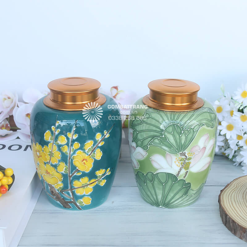 lọ đựng trà gốm sứ  là món quà tặng ý nghĩa dành cho người thân, đối tác kinh doanh, hoặc trong các dịp lễ tết