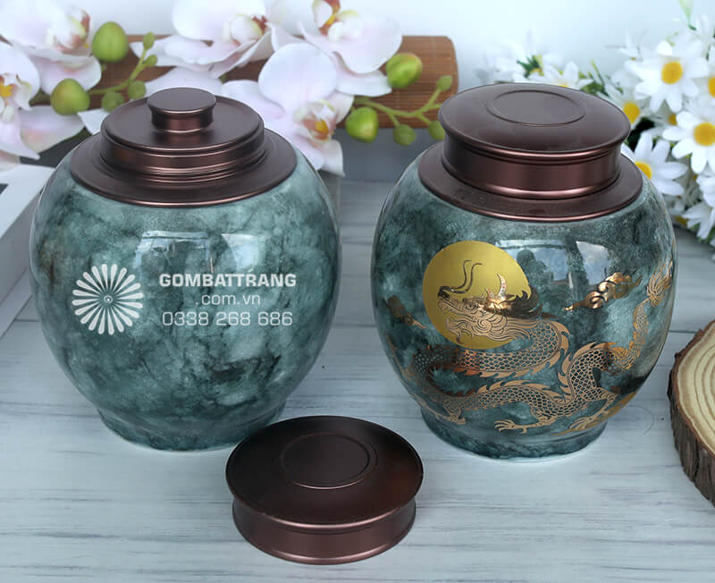 Lọ đựng chè đẹp không chỉ là vật dụng, mà còn là tác phẩm nghệ thuật mang đậm dấu ấn văn hóa Việt Nam