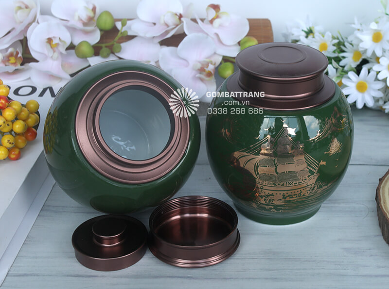 Không đơn thuần là vật dụng bảo quản, lọ đựng chè đẹp còn là tác phẩm nghệ thuật mang đậm dấu ấn văn hóa dân tộc