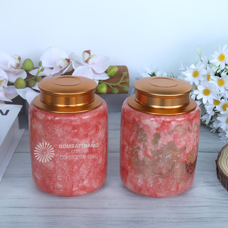 Bộ hộp đựng trà quà tặng gốm sứ là tác phẩm nghệ thuật mang đậm bản sắc văn hóa Việt