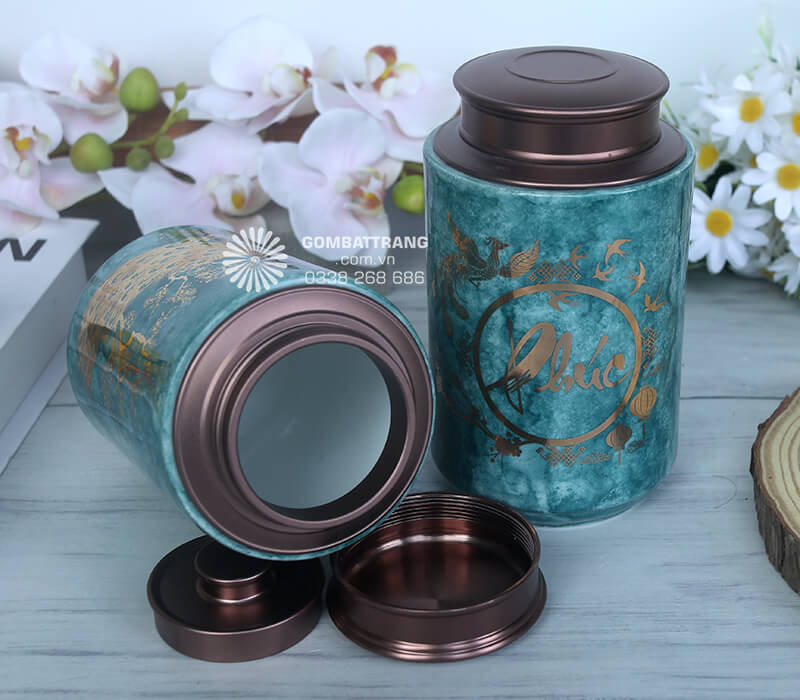 Hộp trà gốm đẹp là món quà tặng đầy ý nghĩa cho người thân, bạn bè, đối tác kinh doanh