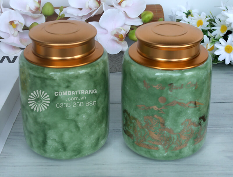 Đây thực sự là một hộp đựng trà cao cấp mà bất kỳ người yêu trà nào cũng nên sở hữu