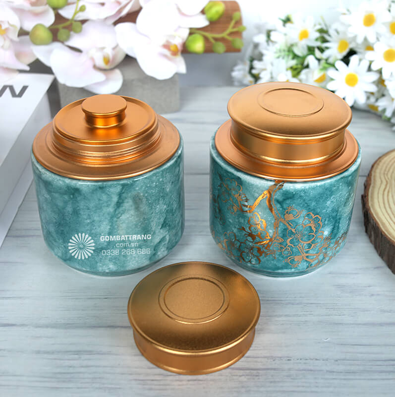 Đặt bình đựng trà này trong nhà sẽ mang đến bình an, may mắn và tài lộc cho gia chủ