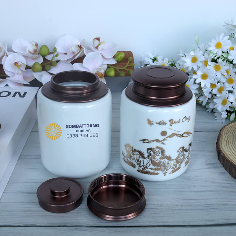 Đừng ngần ngại đầu tư vào những chiếc hũ gốm đựng trà chất lượng để nâng tầm trải nghiệm trà đạo của mình
