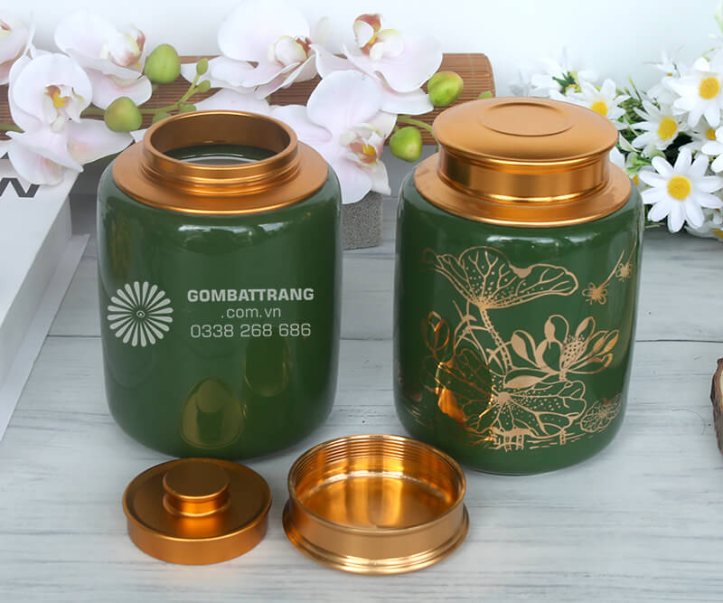 Lọ Đựng Trà Họa Tiết Hoa Sen - Biểu Tượng Thanh Cao