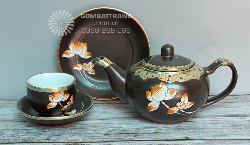 Ấm chén bọc đồng Bát Tràng khắc hoa sen cao cấp