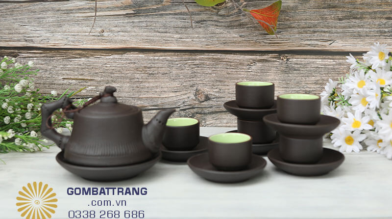 Ảnh chi tiết bộ ấm chén gốm Trúc đoạn Bát Tràng, men đen sang trọng
