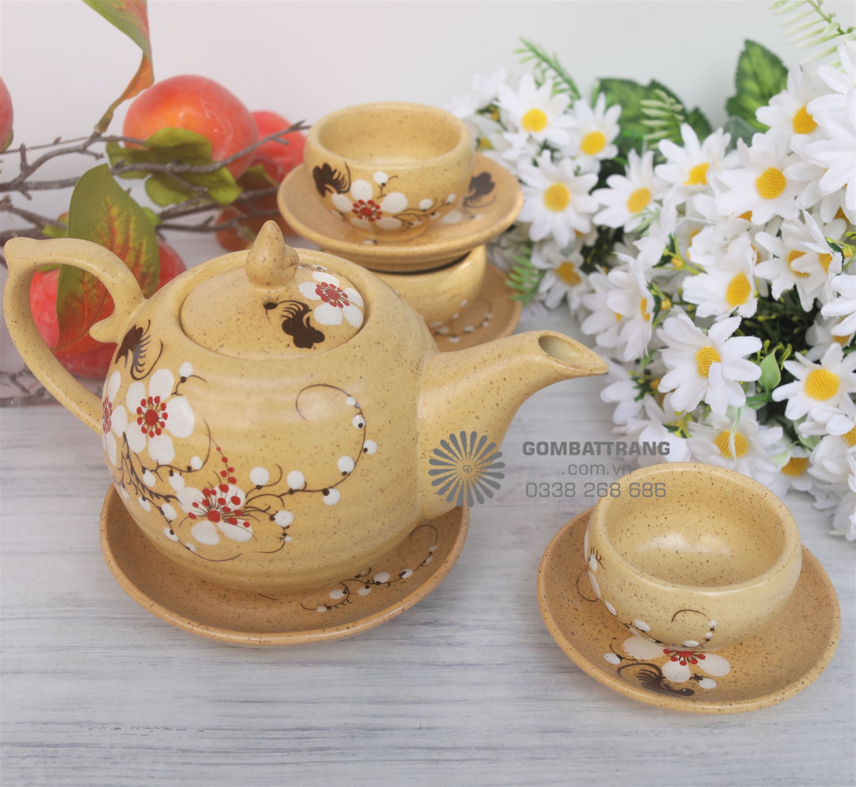 Hình ảnh bộ bát tràng vẽ tay với họa tiết hoa đào cao cấp