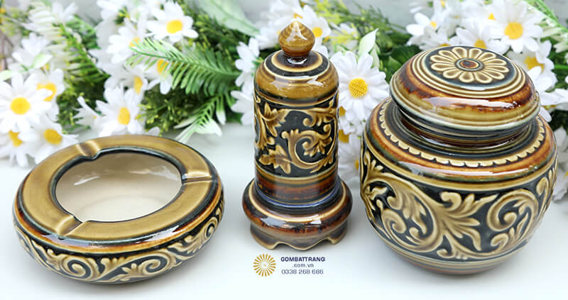 Lọ đựng trà, lọ tăm và gạt tàn - Phụ kiện hoàn hảo cho bộ ấm chén trà Bát Tràng