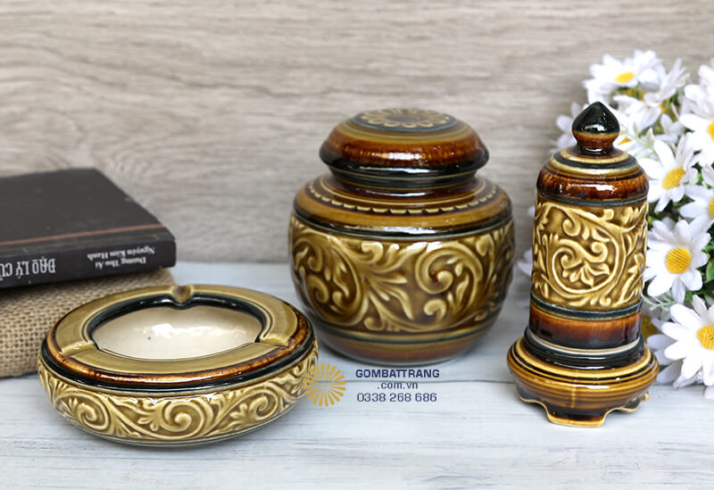 Các Phụ Kiện Đi Kèm Trong&nbsp;Bộ Chén Trà Bát Tràng Độc Đáo