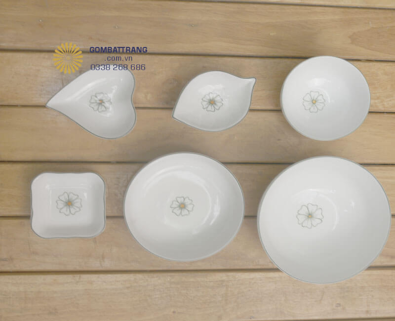 Niềm vui mỗi ngày từ bộ bát đĩa ăn cơm đẹp
