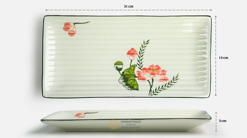 Những nét cọ tạo nên cánh hoa sen, lá sen và cành cây đều mang đậm dấu ấn cá nhân của người nghệ nhân