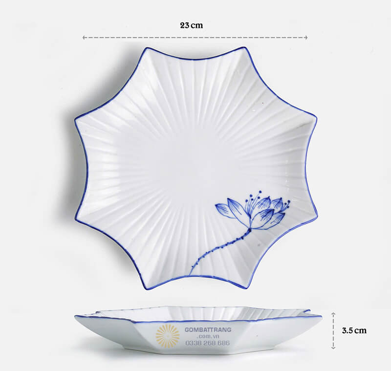 Bộ sản phẩm bộ bát đĩa Bát Tràng đẹp còn có các phụ kiện như đĩa lá bỏng, đĩa vuông hoa, đĩa sao và đĩa thuyền với thiết kế độc đáo