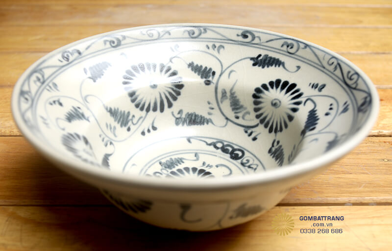 Bộ bát đĩa&nbsp;có thể sử dụng trong lò vi sóng, máy rửa bát và không bị phai màu hay bong tróc họa tiết sau nhiều năm sử dụng