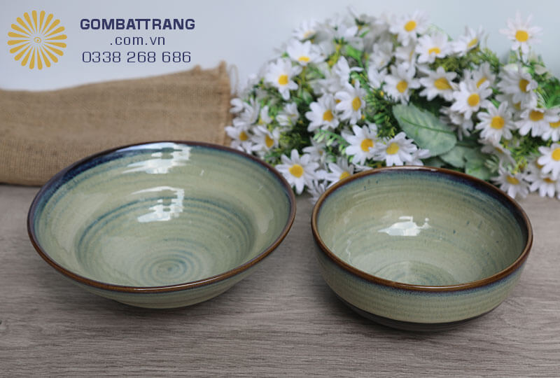 Bát đĩa nhà hàng khách sạn được sản xuất từ chất đất Hồng sa tinh luyện với độ dẻo và tinh khiết,  hàm lượng chất khoáng cao có lợi cho sức khỏe