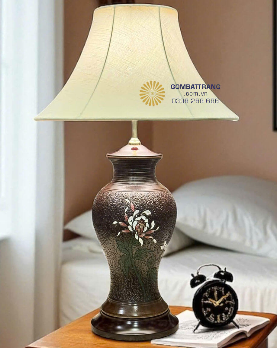 Đèn ngủ gốm bát tràng vẽ tay – ánh sáng ấm áp cho mỗi đêm