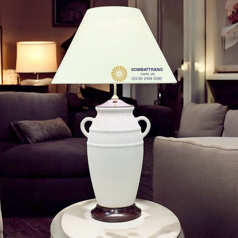 Đèn gốm Bát Tràng – điểm nhấn hoàn hảo cho phòng ngủ giá rẻ nhưng vẫn sang trọng