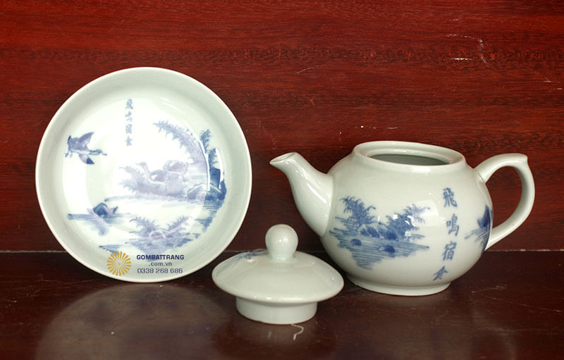 Bộ 6 chén trà có sự đồng bộ cho toàn bộ bộ ấm trà giả cổ