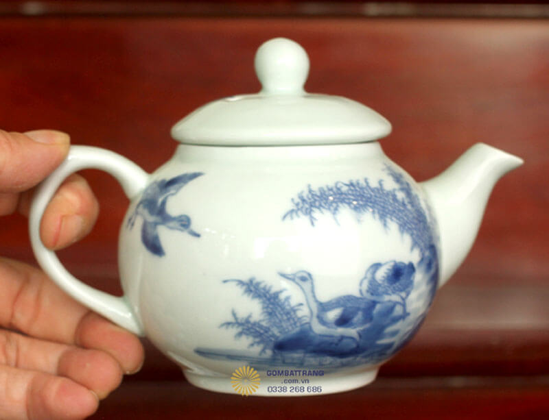 họa tiết "Phi Minh Túc Thực" mang ý nghĩa sâu sắc về sự thịnh vượng và may mắn