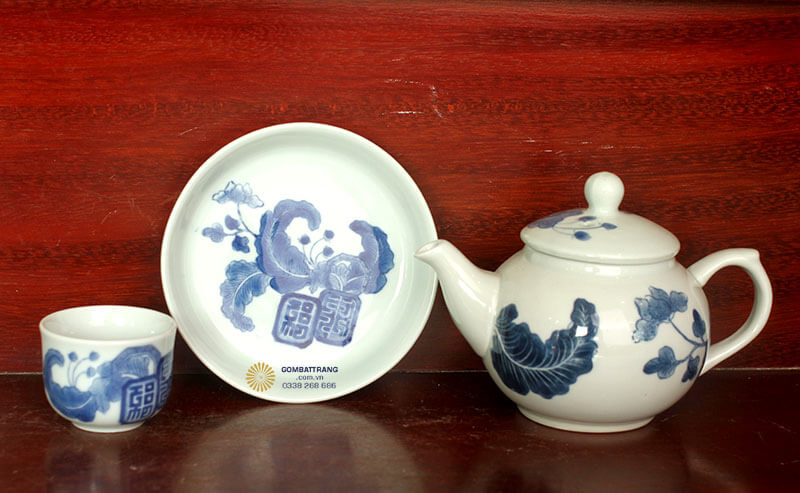 Từng phụ kiện trong bộ ấm chén đều hoàn thiện một cách hoàn hảo nhất