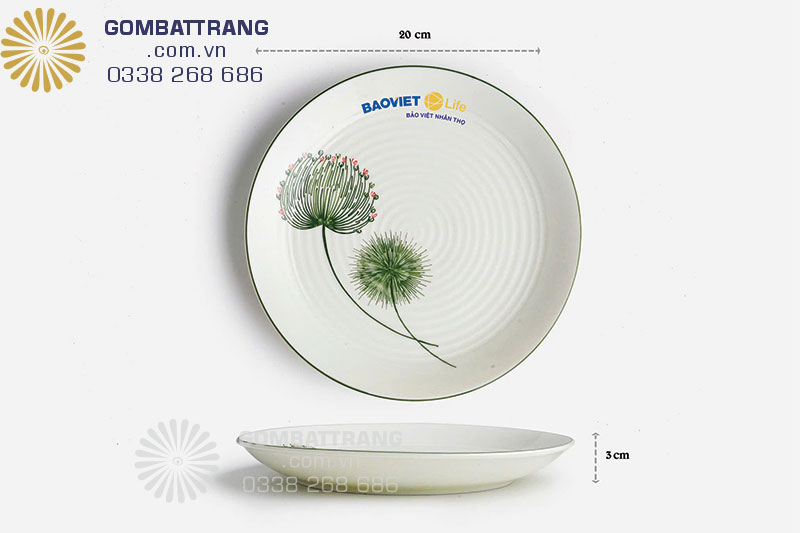 Đĩa tròn đường kính 20cm , được làm từ chất đất sét cao lanh tinh luyện chứa nhiều khoáng chất có lợi cho cơ thể, giữ nhiệt tốt và giúp món ăn đặt hương vị tuyệt với nhất
