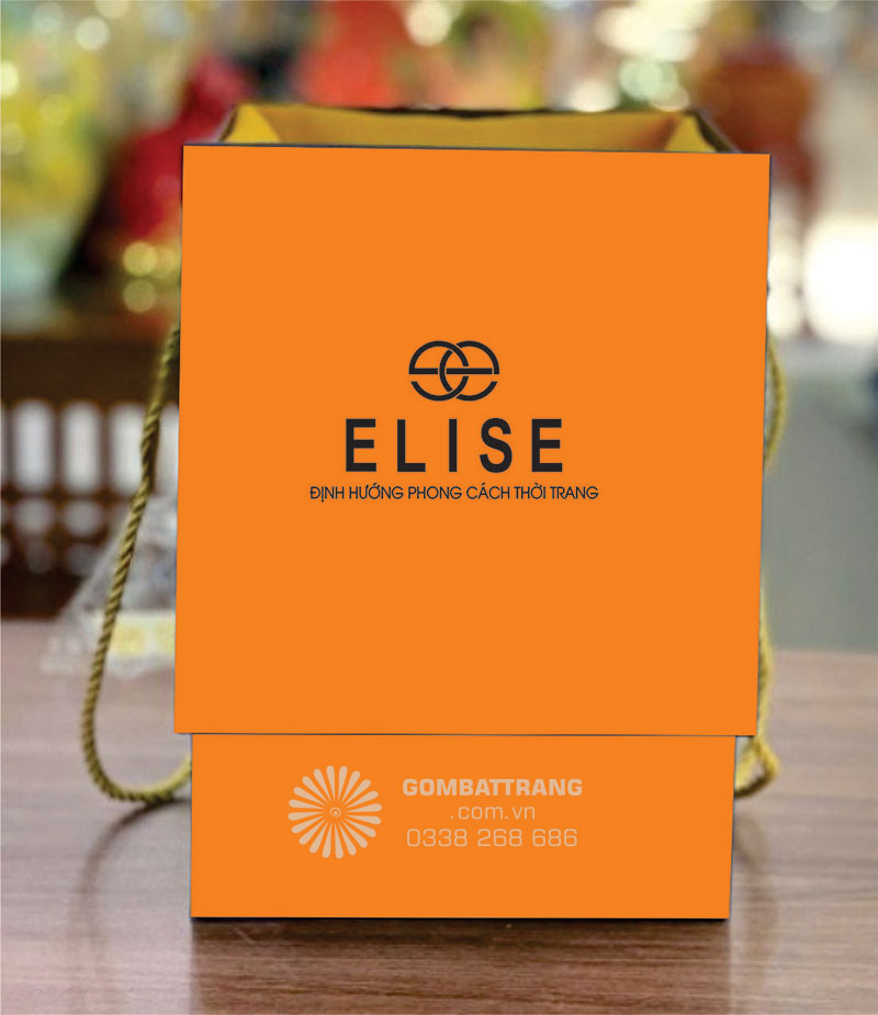 Hộp đựng quà cao cấp, lịch sự và sang trọng, bên trong lớt lụa, cốt giáy carton cứng, bọc giấy xi trống thấm được chọn mầu giấy xi, in logo trên lắp theo yêu cầu